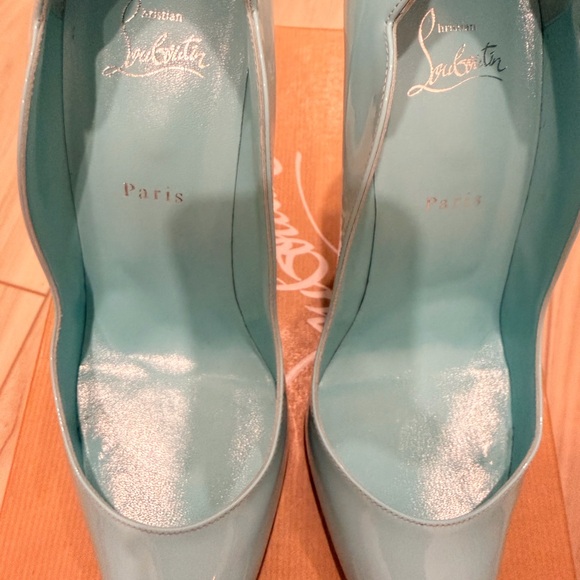 Christian Louboutin Hot Chick 100 Bermuda - Picture 7 of 11